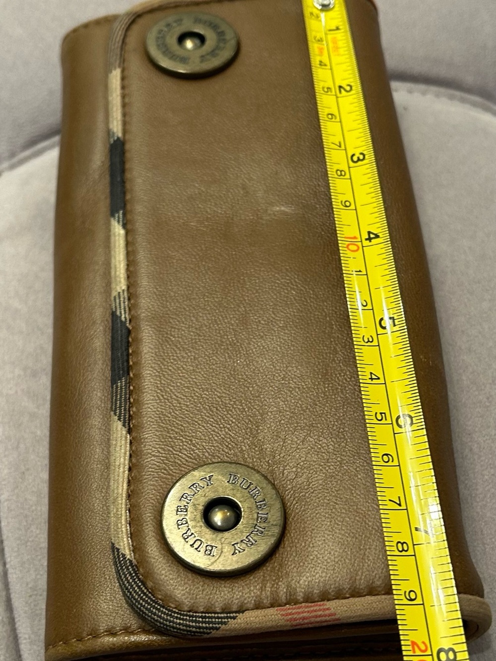 Burberry Tan Leather Snap Wallet with Branded Hardware - Picture 13 of 13